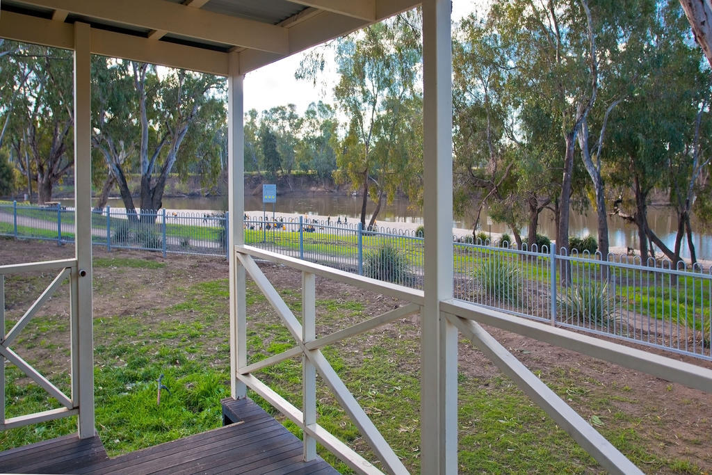 Wagga Wagga Beach Caravan Park Hotel Eksteriør billede